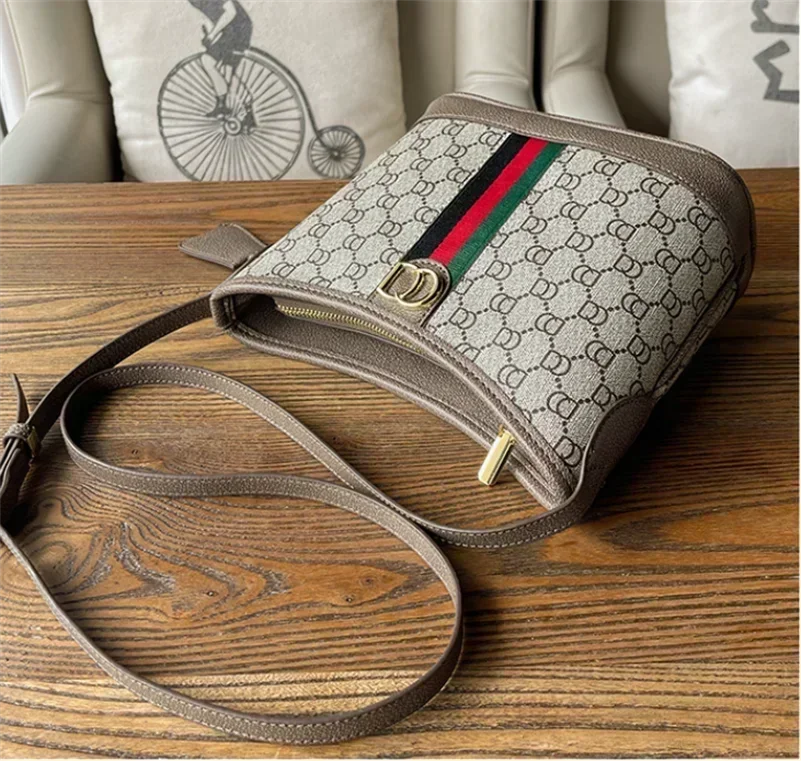 luxury vintage flower bucket bag for women 2024 new handbag versatile casual shoulder crossbody bag BG10